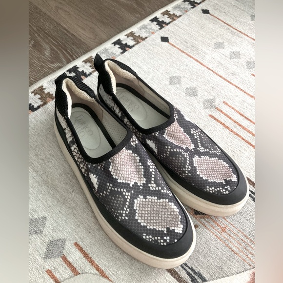 Franco Sarto platform slip on shoes size 8.5 - Picture 1 of 9